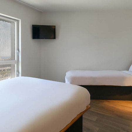 B&B Hôtel Marseille Euromed Buitenkant foto
