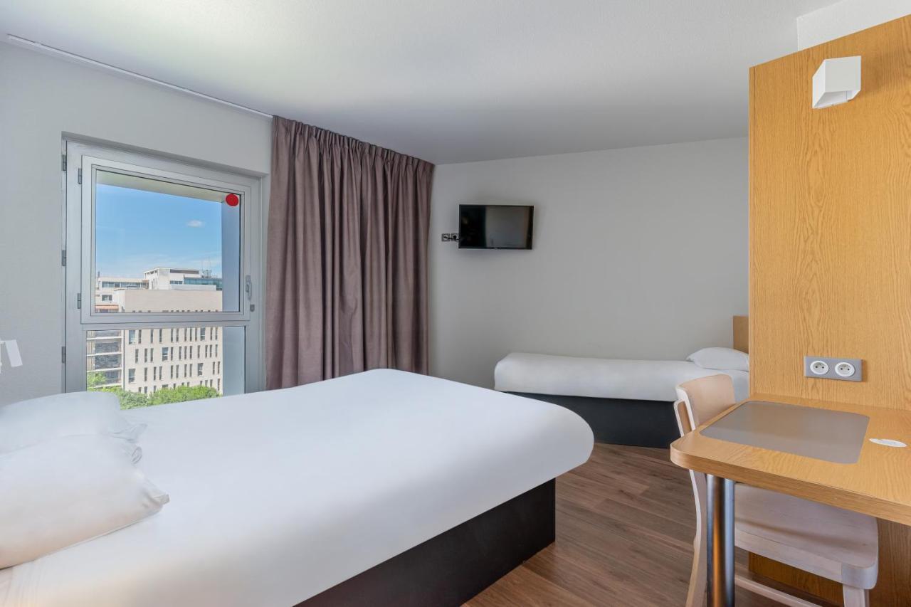 B&B Hôtel Marseille Euromed Buitenkant foto