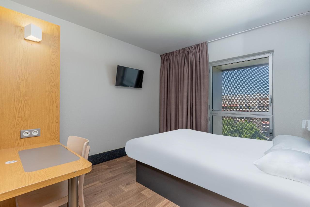 B&B Hôtel Marseille Euromed Buitenkant foto