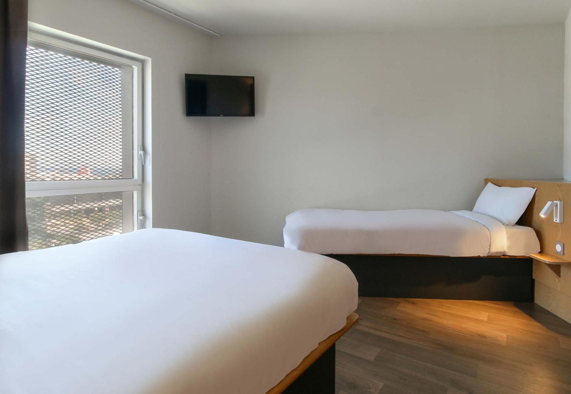 B&B Hôtel Marseille Euromed Buitenkant foto