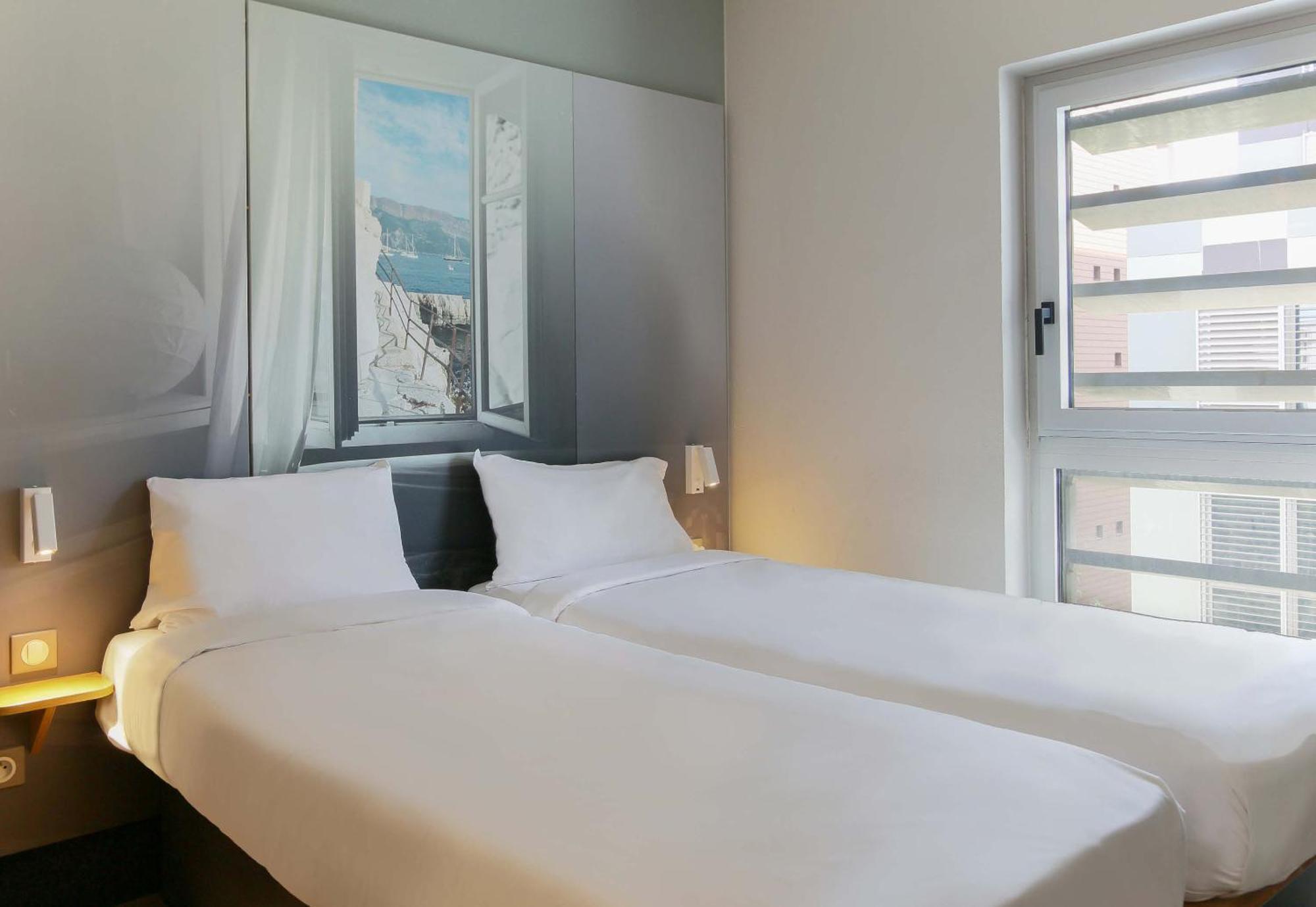 B&B Hôtel Marseille Euromed Buitenkant foto