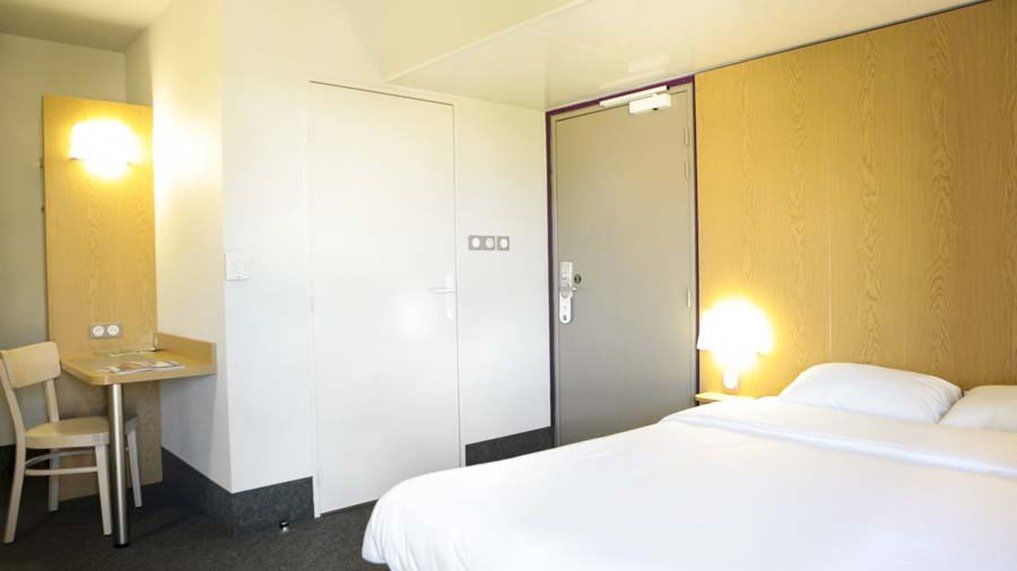 B&B Hôtel Marseille Euromed Buitenkant foto
