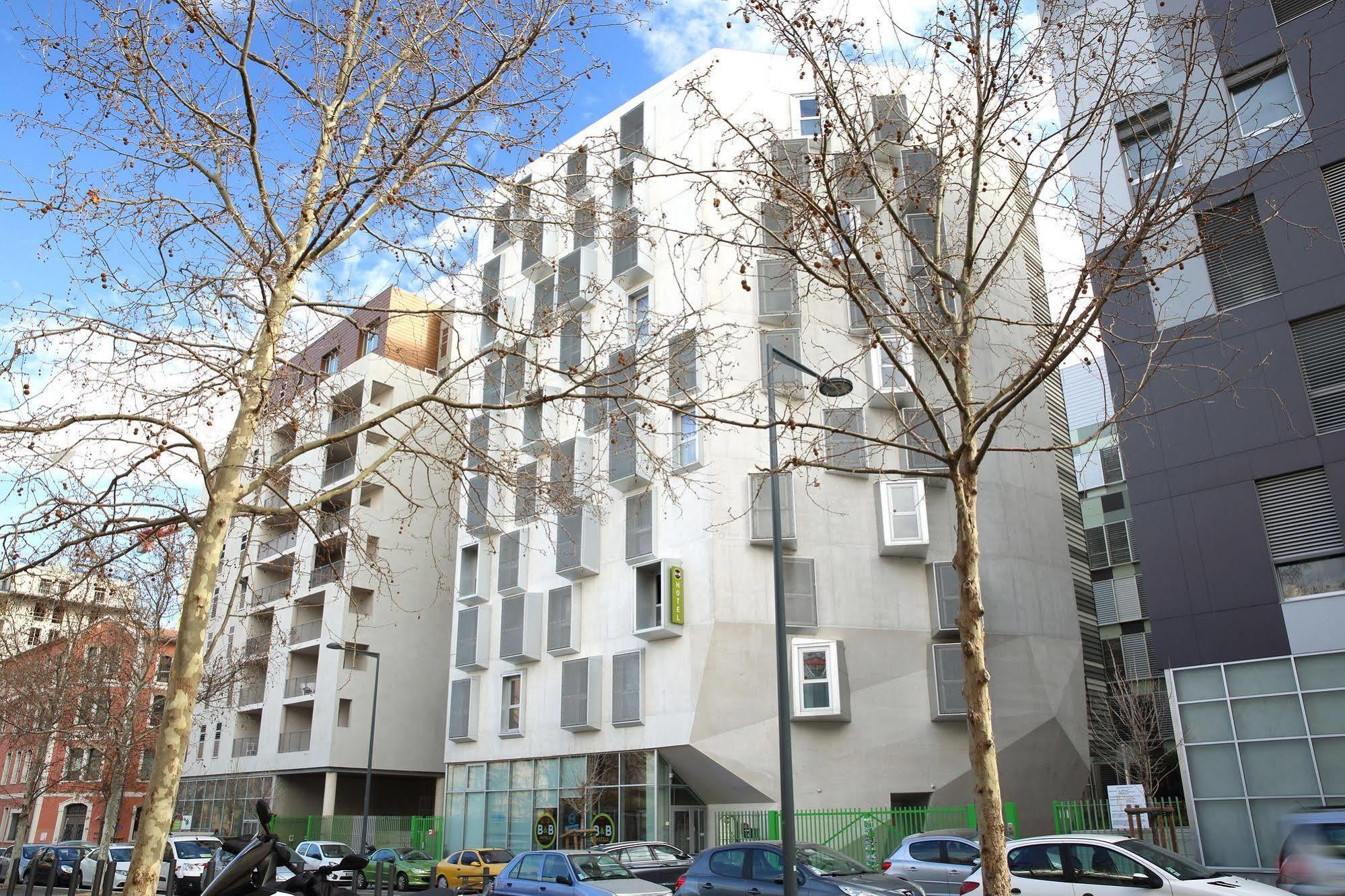 B&B Hôtel Marseille Euromed Buitenkant foto