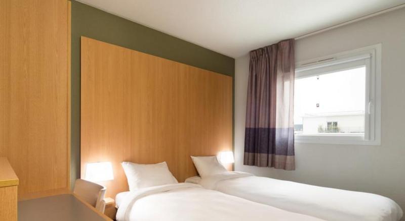 B&B Hôtel Marseille Euromed Buitenkant foto